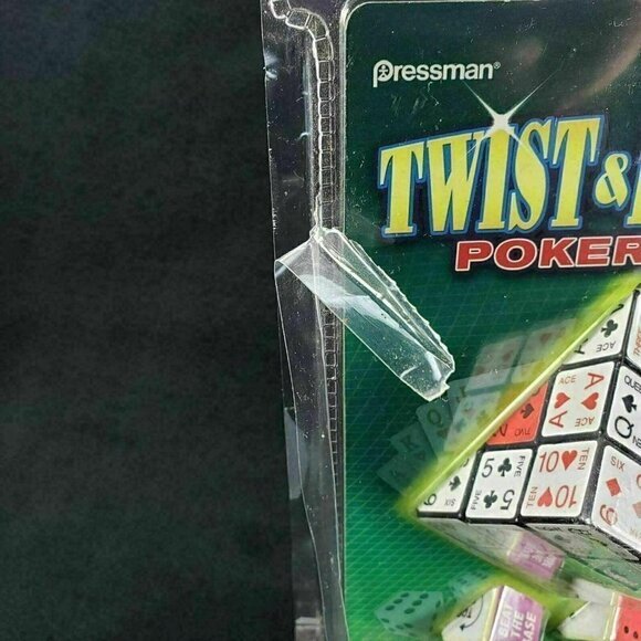 Twist‎ and Hold Texas Hold Em Poker Card Game Cube Travel Pressman New Sealed - Picture 8 of 12